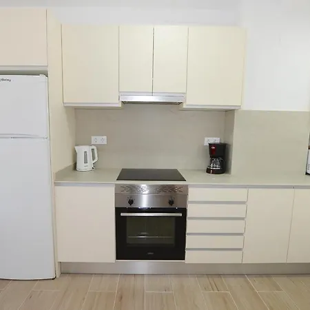 Edificio Hernando I Apartment